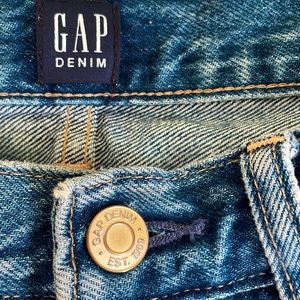 Gap boyfriend jeans. 00/24R